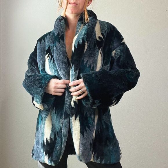 Vintage Style Blue Striped Boho Printed Teddy Open Front Coat - Picture 3 of 7